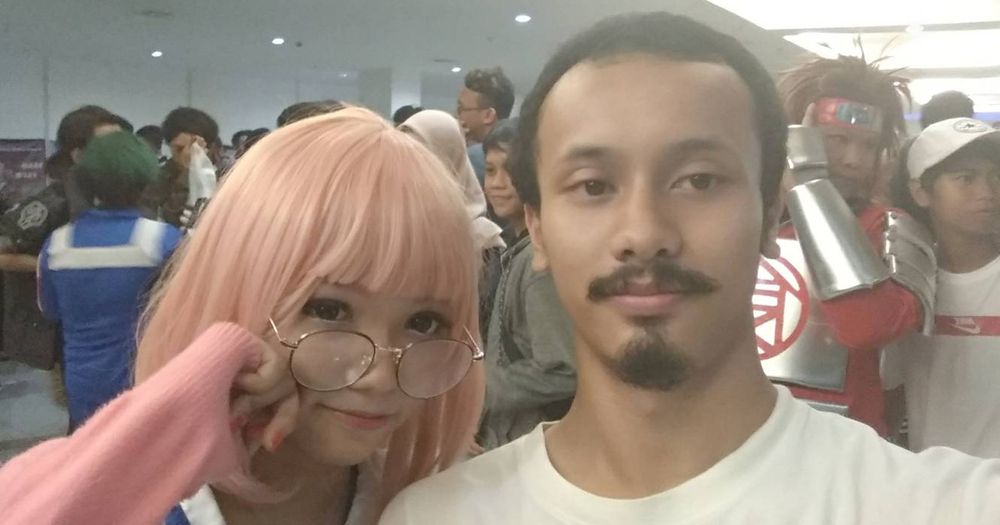 Etika Berfoto dengan Cosplayer