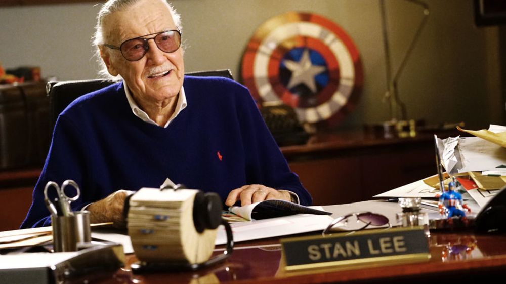 Komikus Legendaris Stan Lee Meninggal Dunia