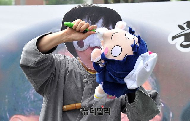 Boikot Jepang, Nesoberi Love Live Dirusak Demonstran Korea